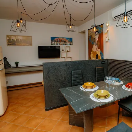 La Corte Charme Diaz Apartment